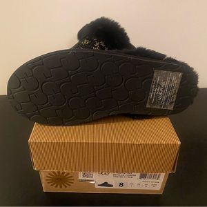 Ugg Scuffette slippers, metallic gold and black. Brand new never worn. Size 8
